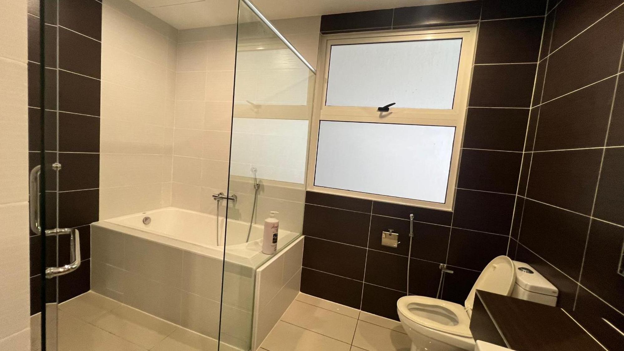 Apartment Encorp Marina ,bathtub 2br/6 Pax *