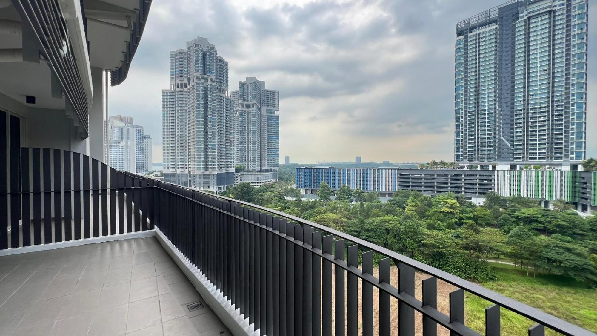 Encorp Marina ,bathtub 2br/6 Pax